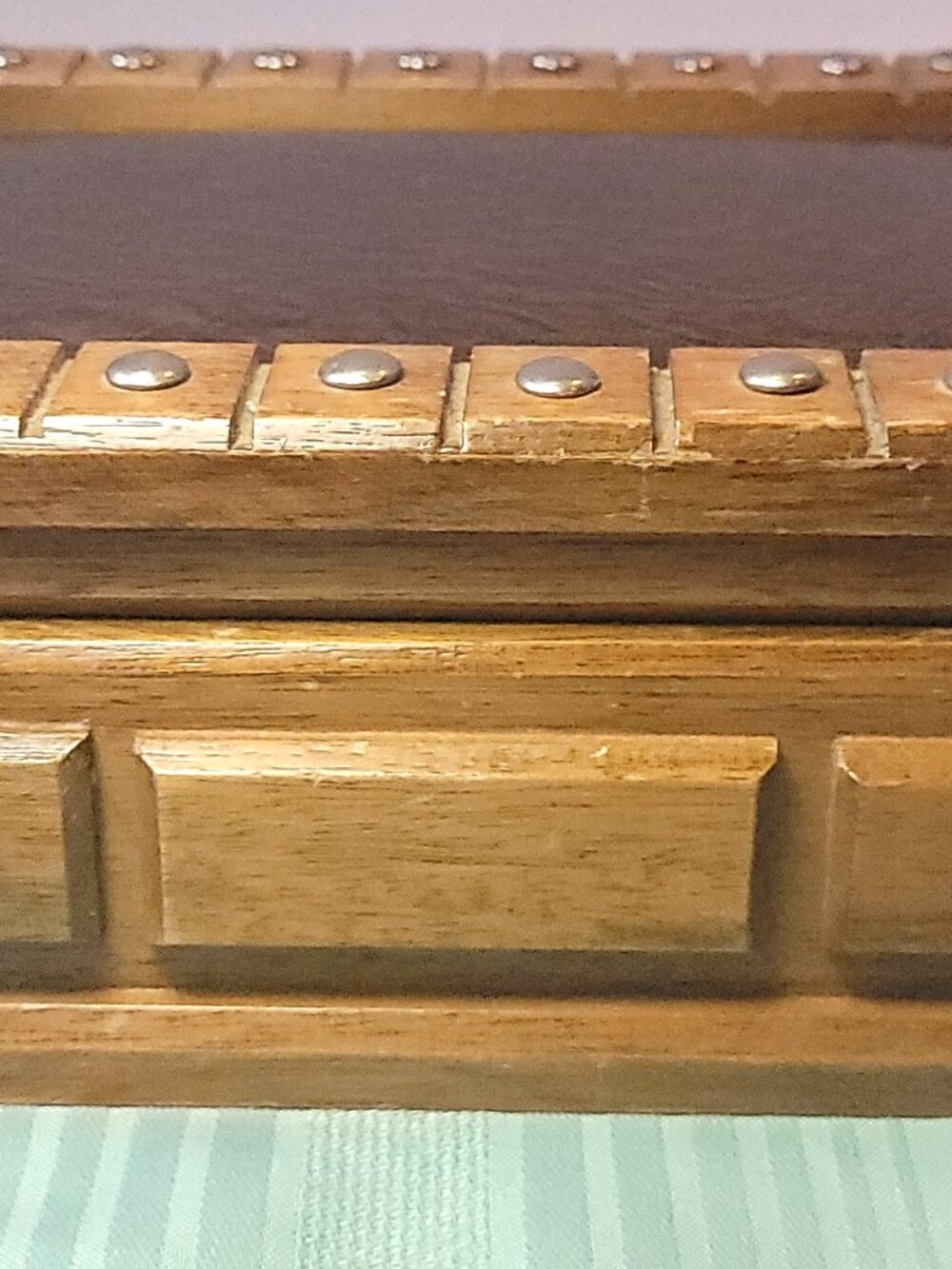 1975 London Leather Wooden Jewelry Valet Box Studded Top 10x7x3.5